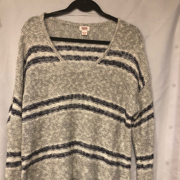 Mossimo Supply Co. Sweaters - Mossimo V-neck Sweater